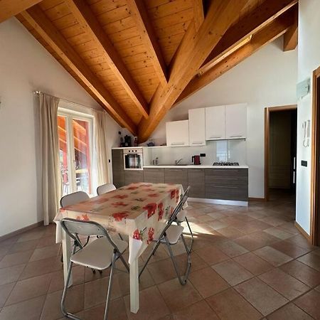Casa Nella Vila Pianello Del Lario Exterior foto