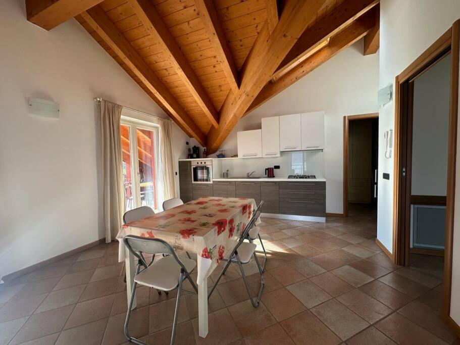 Casa Nella Vila Pianello Del Lario Exterior foto
