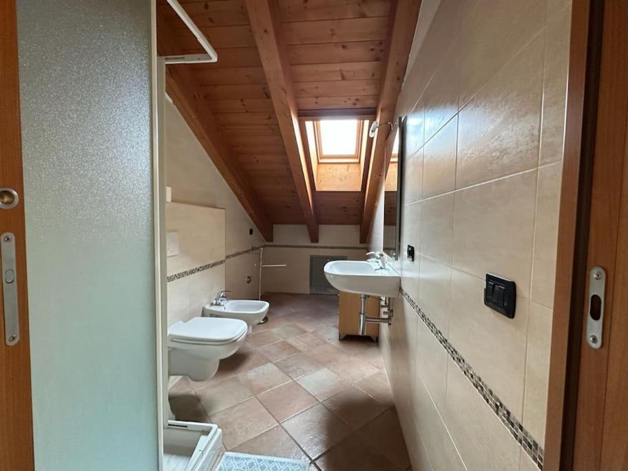 Casa Nella Vila Pianello Del Lario Exterior foto