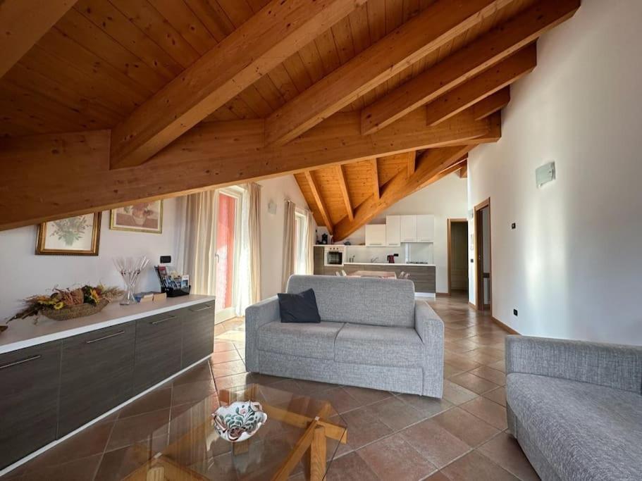 Casa Nella Vila Pianello Del Lario Exterior foto