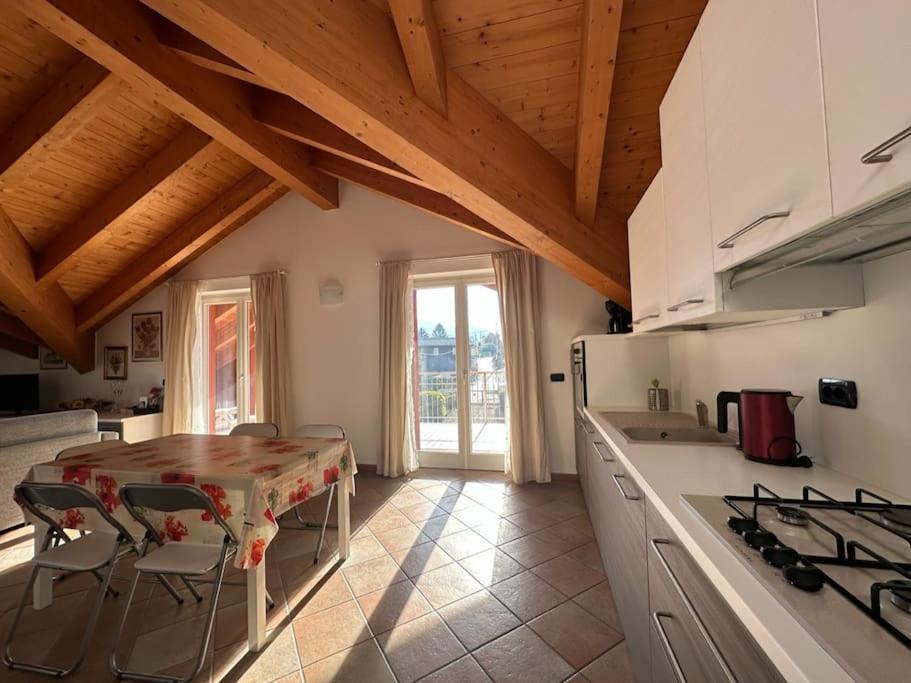 Casa Nella Vila Pianello Del Lario Exterior foto