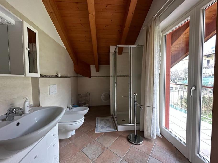 Casa Nella Vila Pianello Del Lario Exterior foto